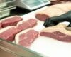 Falsch etikettiert: Regionaler Metzger liefert kein Fleisch mehr an Rewe – „So nicht mehr!“